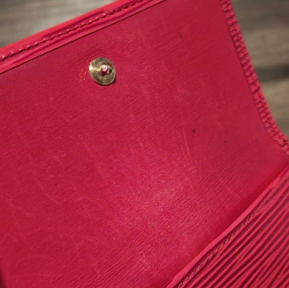 Louis Vuitton Red Epi Leather Elise Wallet - Picture 9 of 15